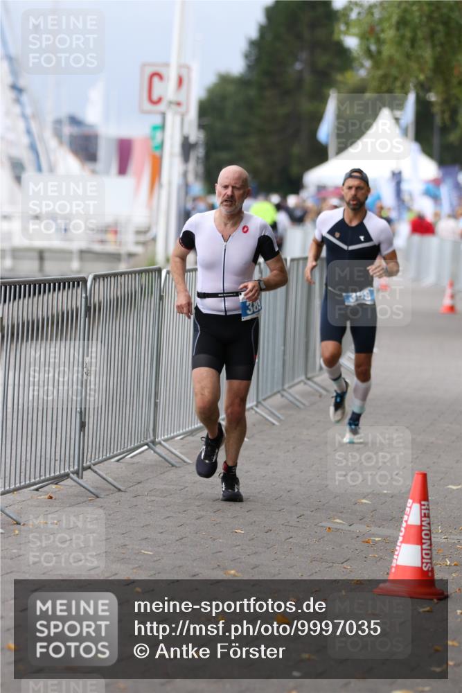 16.08.2026 - KN Förde Triathlon 2026 Antke Förster http://msf.ph/oto/9997035 16.08.2026 12:04:06 Laufen  meine-sportfotos.de