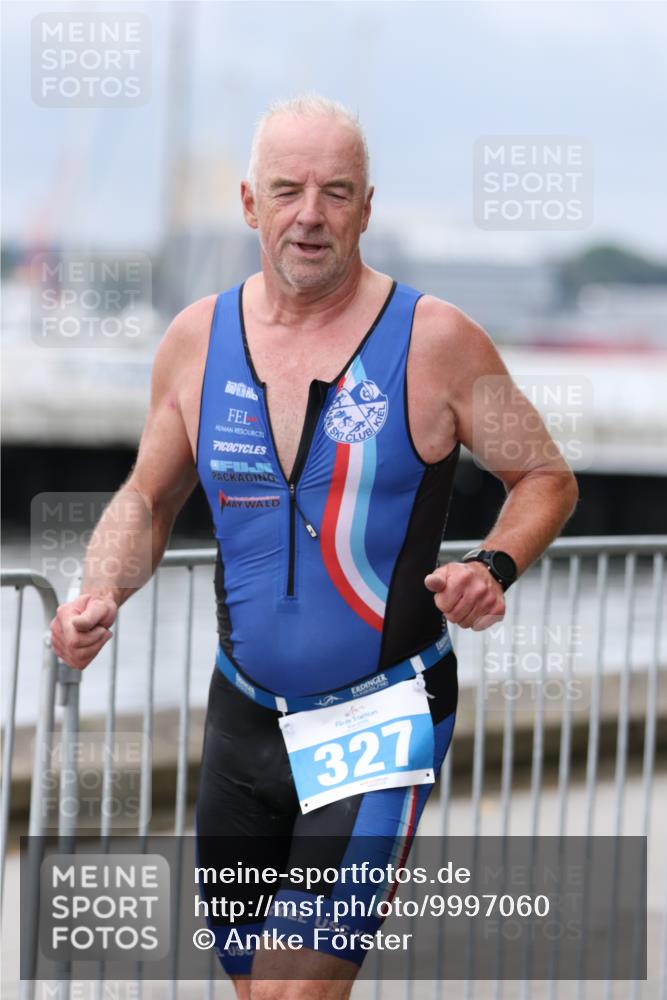 16.08.2026 - KN Förde Triathlon 2026 Antke Förster http://msf.ph/oto/9997060 16.08.2026 12:04:41 Laufen  meine-sportfotos.de