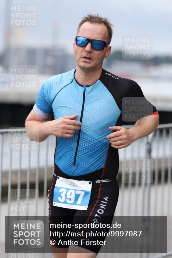 16.08.2026 - KN Förde Triathlon 2026 Antke Förster http://msf.ph/oto/9997087 16.08.2026 12:05:12 Laufen  meine-sportfotos.de