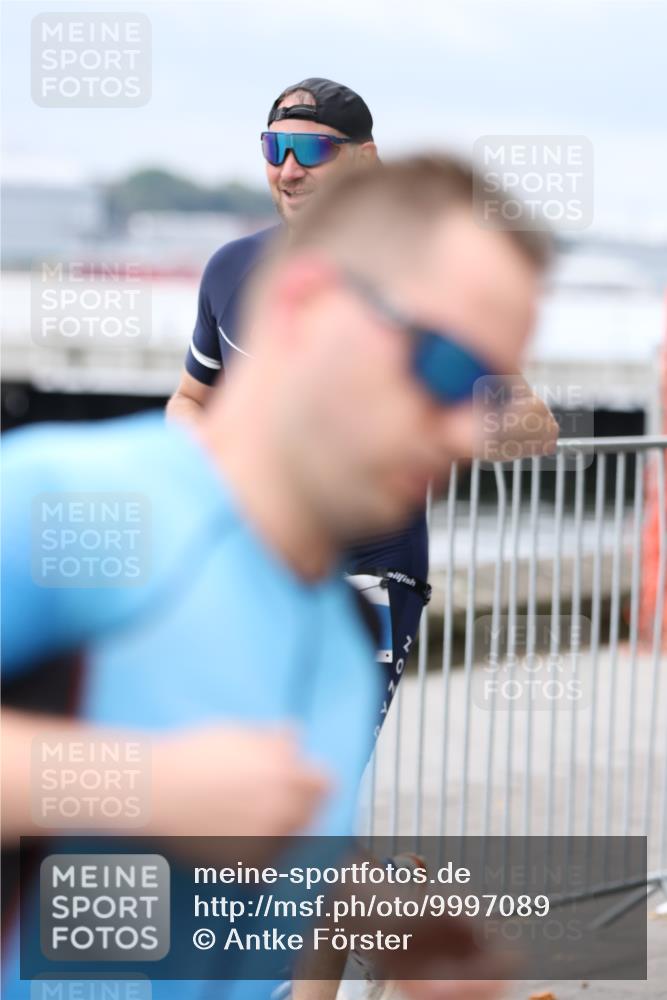 16.08.2026 - KN Förde Triathlon 2026 Antke Förster http://msf.ph/oto/9997089 16.08.2026 12:05:14 Laufen  meine-sportfotos.de