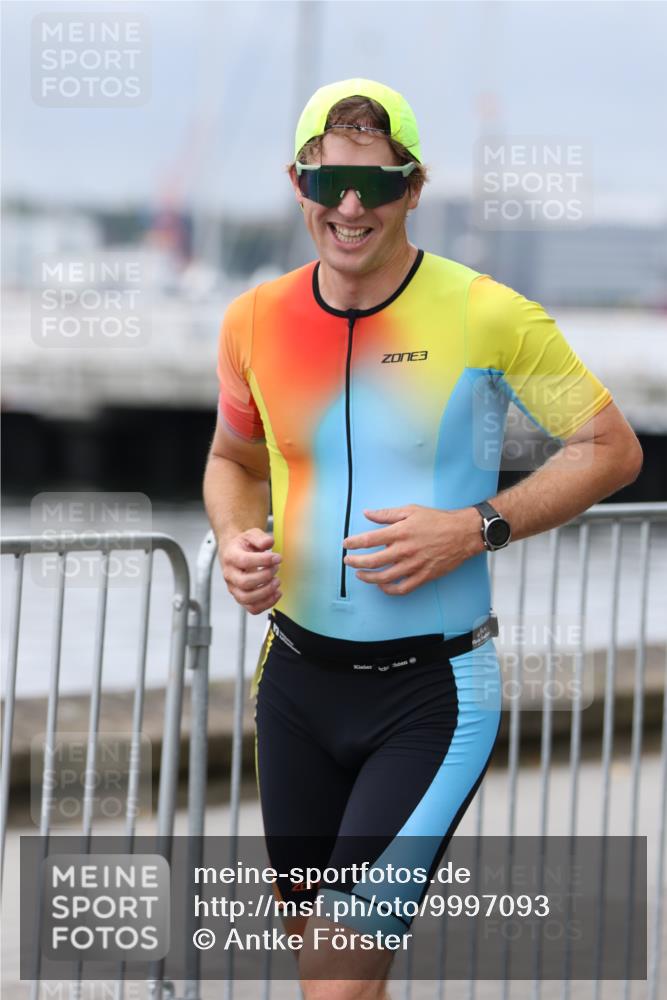 16.08.2026 - KN Förde Triathlon 2026 Antke Förster http://msf.ph/oto/9997093 16.08.2026 12:05:18 Laufen  meine-sportfotos.de
