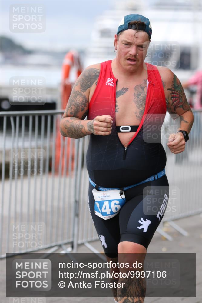 16.08.2026 - KN Förde Triathlon 2026 Antke Förster http://msf.ph/oto/9997106 16.08.2026 12:05:35 Laufen  meine-sportfotos.de