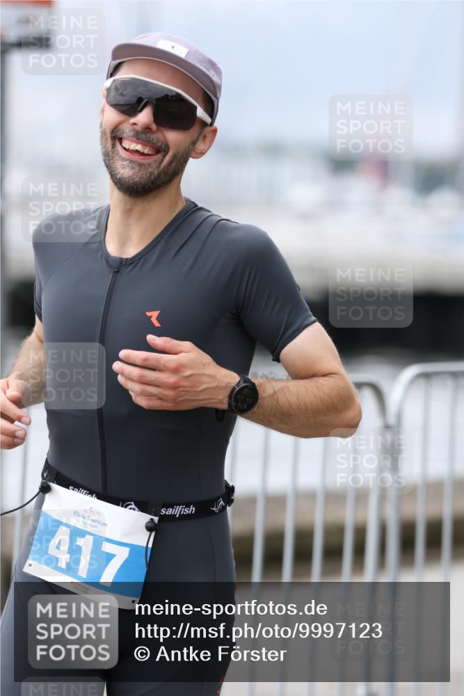 16.08.2026 - KN Förde Triathlon 2026 Antke Förster http://msf.ph/oto/9997123 16.08.2026 12:06:01 Laufen  meine-sportfotos.de