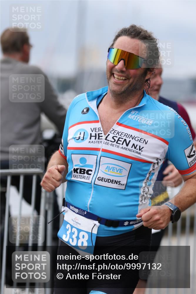 16.08.2026 - KN Förde Triathlon 2026 Antke Förster http://msf.ph/oto/9997132 16.08.2026 12:06:09 Laufen  meine-sportfotos.de