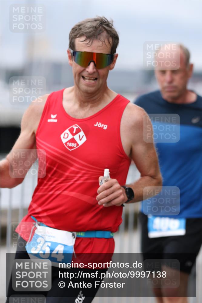 16.08.2026 - KN Förde Triathlon 2026 Antke Förster http://msf.ph/oto/9997138 16.08.2026 12:06:13 Laufen  meine-sportfotos.de