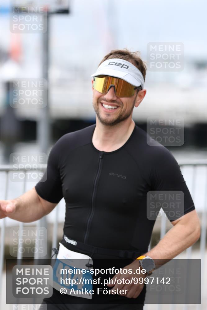 16.08.2026 - KN Förde Triathlon 2026 Antke Förster http://msf.ph/oto/9997142 16.08.2026 12:06:17 Laufen  meine-sportfotos.de