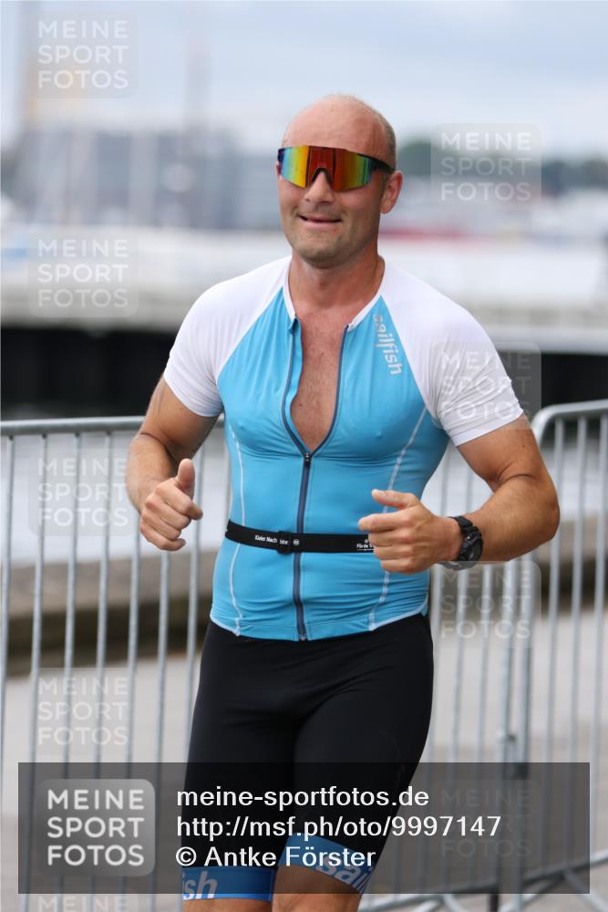 16.08.2026 - KN Förde Triathlon 2026 Antke Förster http://msf.ph/oto/9997147 16.08.2026 12:06:26 Laufen  meine-sportfotos.de