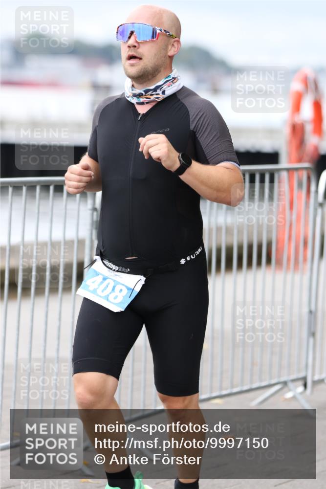 16.08.2026 - KN Förde Triathlon 2026 Antke Förster http://msf.ph/oto/9997150 16.08.2026 12:06:29 Laufen  meine-sportfotos.de