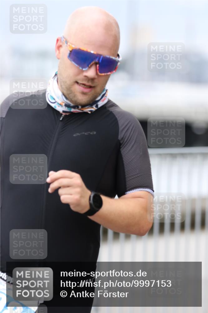 16.08.2026 - KN Förde Triathlon 2026 Antke Förster http://msf.ph/oto/9997153 16.08.2026 12:06:30 Laufen  meine-sportfotos.de