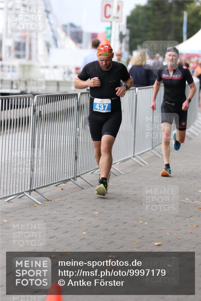 16.08.2026 - KN Förde Triathlon 2026 Antke Förster http://msf.ph/oto/9997179 16.08.2026 12:06:57 Laufen  meine-sportfotos.de