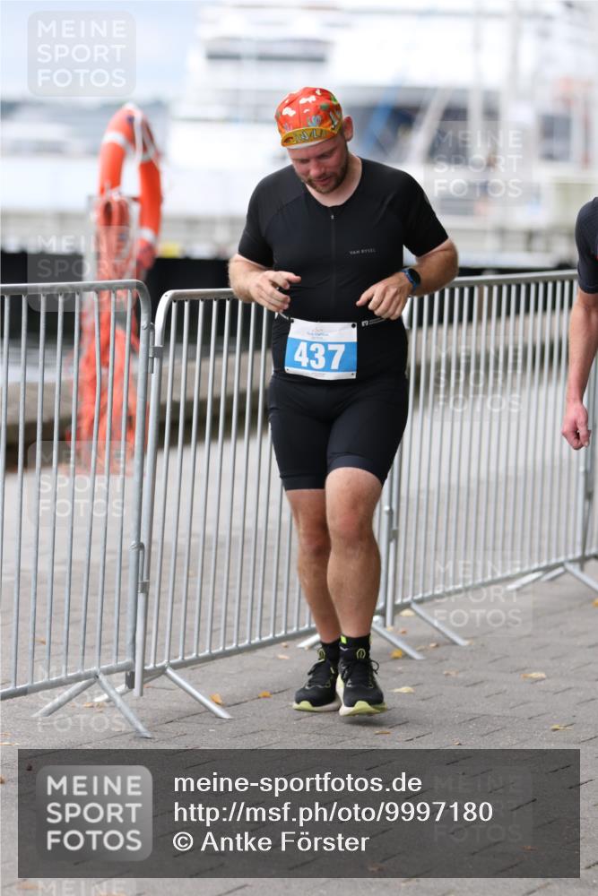 16.08.2026 - KN Förde Triathlon 2026 Antke Förster http://msf.ph/oto/9997180 16.08.2026 12:07:00 Laufen  meine-sportfotos.de