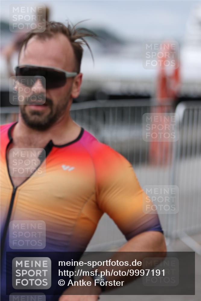 16.08.2026 - KN Förde Triathlon 2026 Antke Förster http://msf.ph/oto/9997191 16.08.2026 12:07:12 Laufen  meine-sportfotos.de