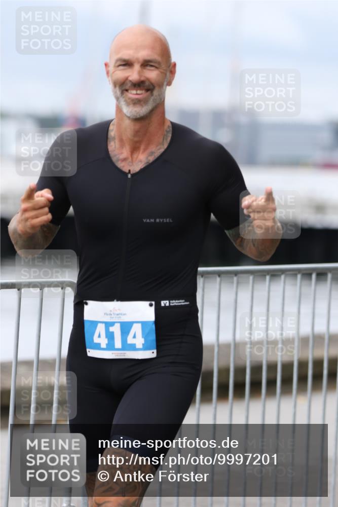 16.08.2026 - KN Förde Triathlon 2026 Antke Förster http://msf.ph/oto/9997201 16.08.2026 12:07:22 Laufen  meine-sportfotos.de