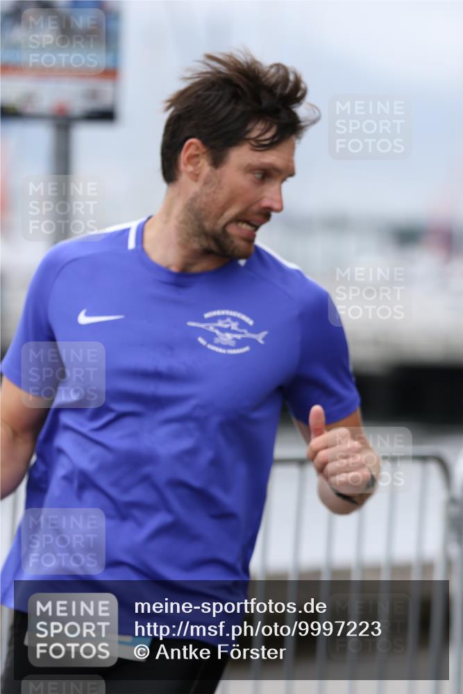 16.08.2026 - KN Förde Triathlon 2026 Antke Förster http://msf.ph/oto/9997223 16.08.2026 12:07:43 Laufen  meine-sportfotos.de