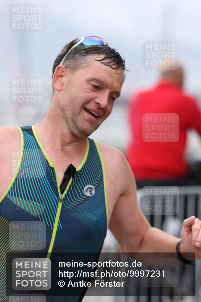 16.08.2026 - KN Förde Triathlon 2026 Antke Förster http://msf.ph/oto/9997231 16.08.2026 12:07:54 Laufen  meine-sportfotos.de
