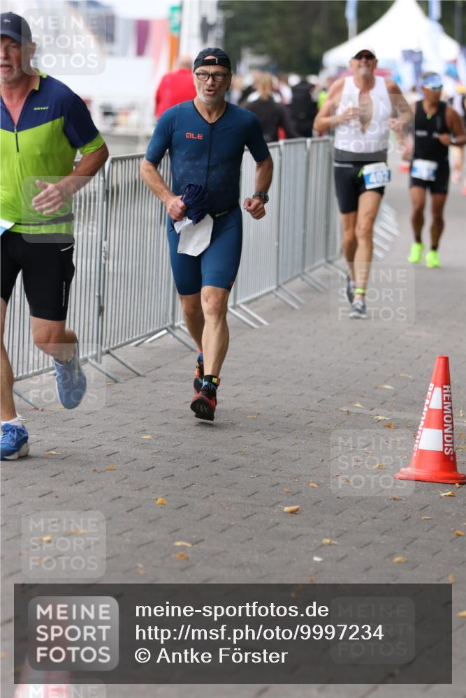 16.08.2026 - KN Förde Triathlon 2026 Antke Förster http://msf.ph/oto/9997234 16.08.2026 12:08:01 Laufen  meine-sportfotos.de