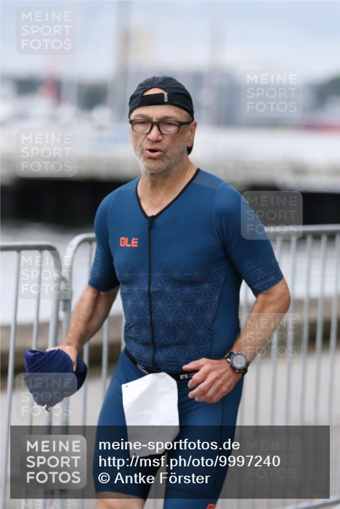 16.08.2026 - KN Förde Triathlon 2026 Antke Förster http://msf.ph/oto/9997240 16.08.2026 12:08:05 Laufen  meine-sportfotos.de