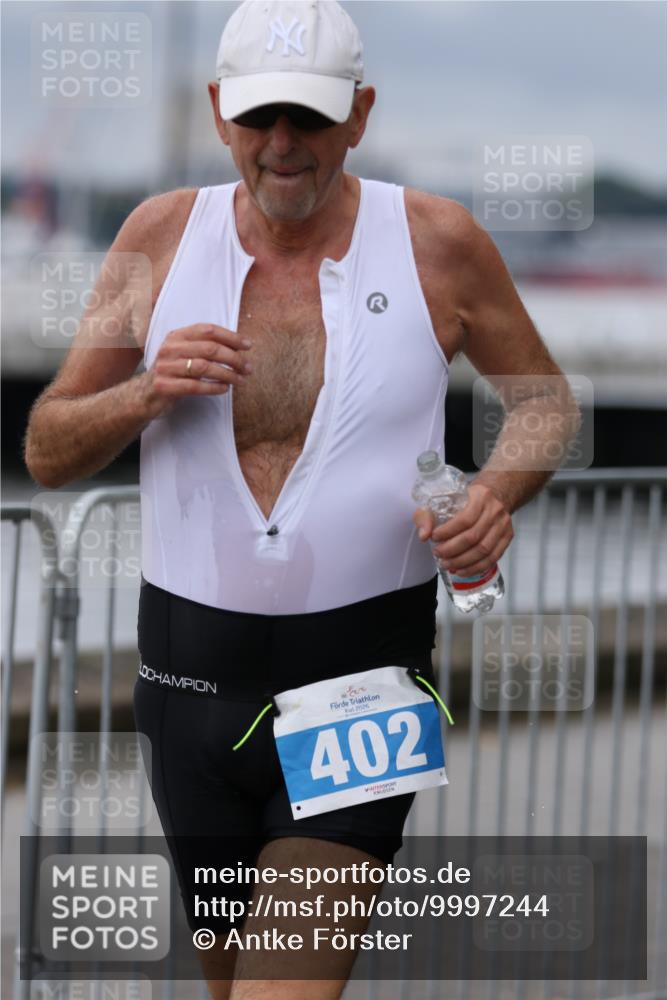 16.08.2026 - KN Förde Triathlon 2026 Antke Förster http://msf.ph/oto/9997244 16.08.2026 12:08:10 Laufen  meine-sportfotos.de