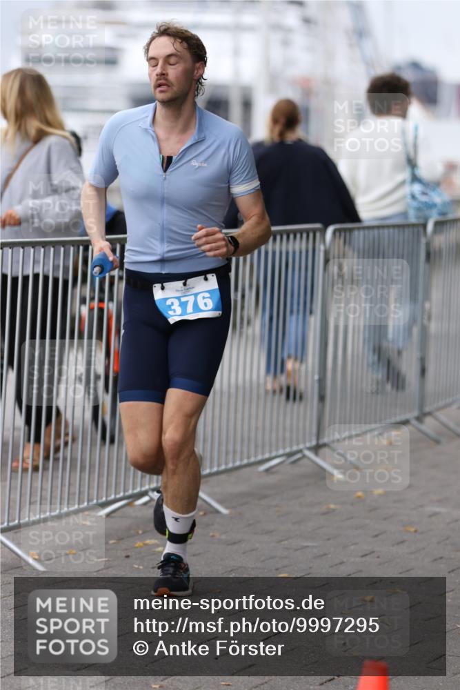 16.08.2026 - KN Förde Triathlon 2026 Antke Förster http://msf.ph/oto/9997295 16.08.2026 12:09:13 Laufen  meine-sportfotos.de