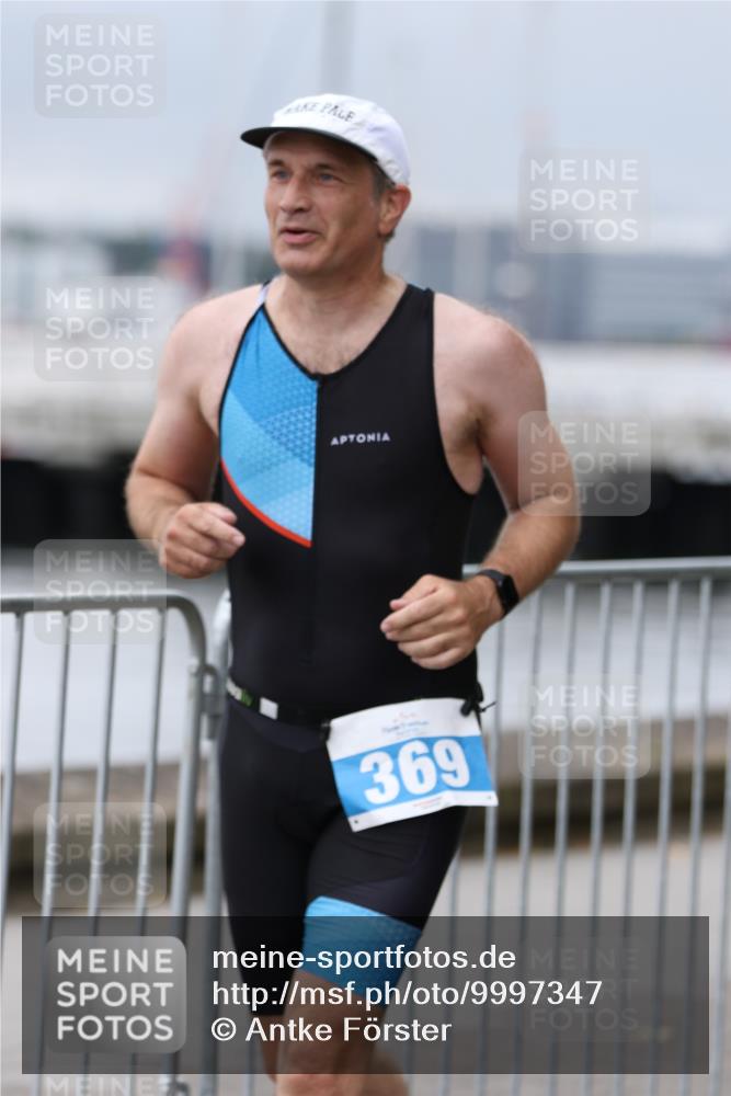 16.08.2026 - KN Förde Triathlon 2026 Antke Förster http://msf.ph/oto/9997347 16.08.2026 12:10:13 Laufen  meine-sportfotos.de