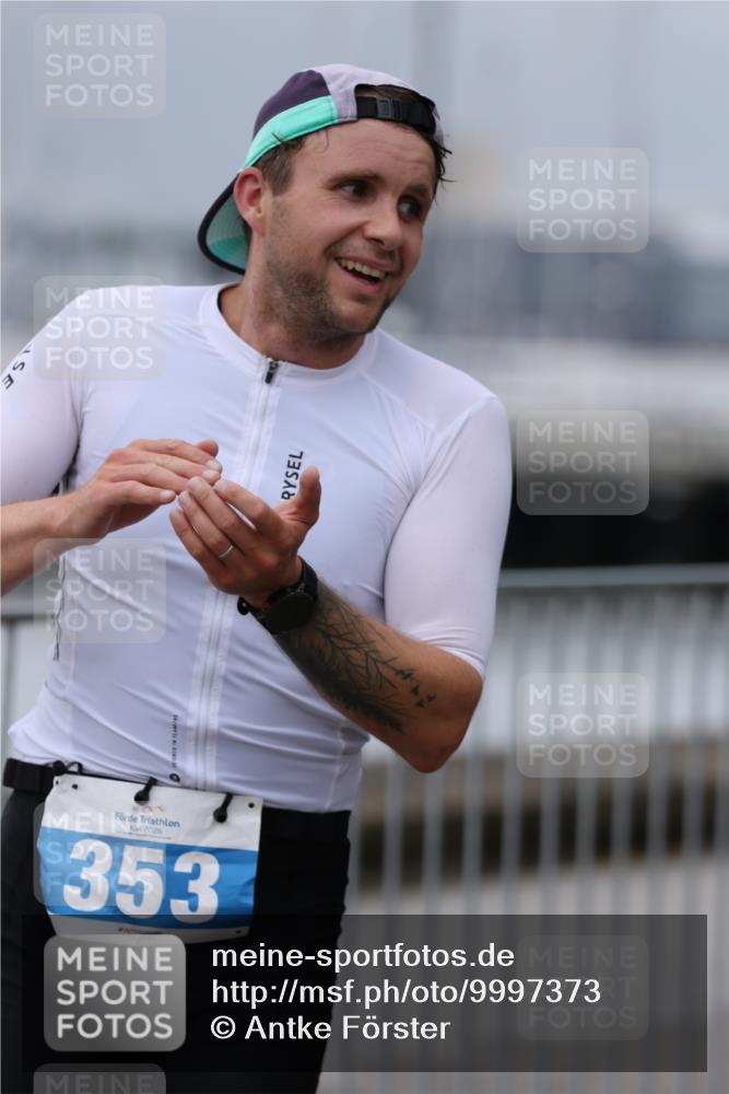 16.08.2026 - KN Förde Triathlon 2026 Antke Förster http://msf.ph/oto/9997373 16.08.2026 12:11:03 Laufen  meine-sportfotos.de