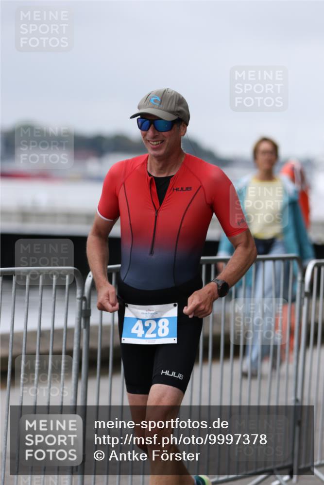 16.08.2026 - KN Förde Triathlon 2026 Antke Förster http://msf.ph/oto/9997378 16.08.2026 12:11:23 Laufen  meine-sportfotos.de