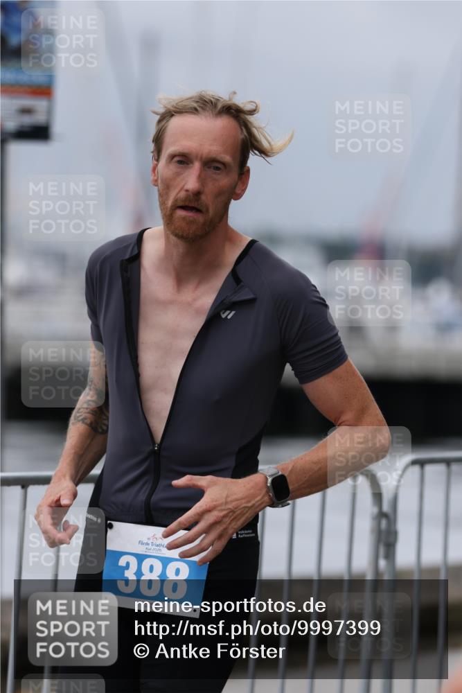 16.08.2026 - KN Förde Triathlon 2026 Antke Förster http://msf.ph/oto/9997399 16.08.2026 12:11:54 Laufen  meine-sportfotos.de