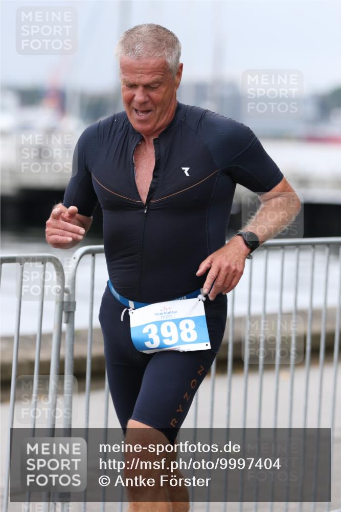 16.08.2026 - KN Förde Triathlon 2026 Antke Förster http://msf.ph/oto/9997404 16.08.2026 12:11:58 Laufen  meine-sportfotos.de