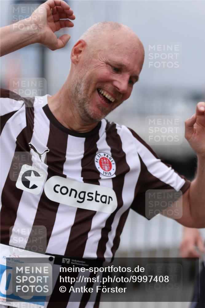 16.08.2026 - KN Förde Triathlon 2026 Antke Förster http://msf.ph/oto/9997408 16.08.2026 12:12:02 Laufen  meine-sportfotos.de