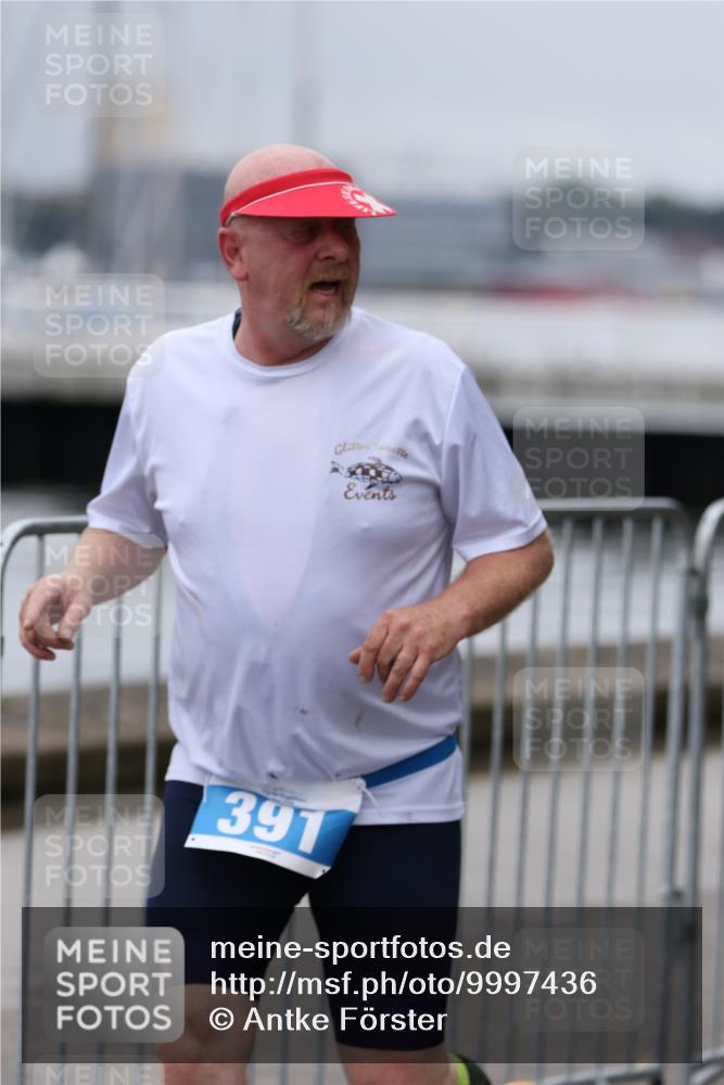 16.08.2026 - KN Förde Triathlon 2026 Antke Förster http://msf.ph/oto/9997436 16.08.2026 12:13:05 Laufen  meine-sportfotos.de