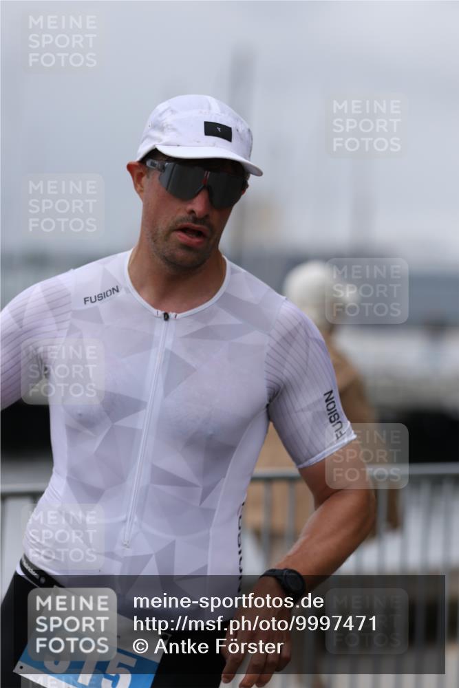 16.08.2026 - KN Förde Triathlon 2026 Antke Förster http://msf.ph/oto/9997471 16.08.2026 12:14:11 Laufen  meine-sportfotos.de