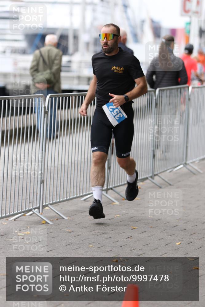 16.08.2026 - KN Förde Triathlon 2026 Antke Förster http://msf.ph/oto/9997478 16.08.2026 12:14:28 Laufen  meine-sportfotos.de