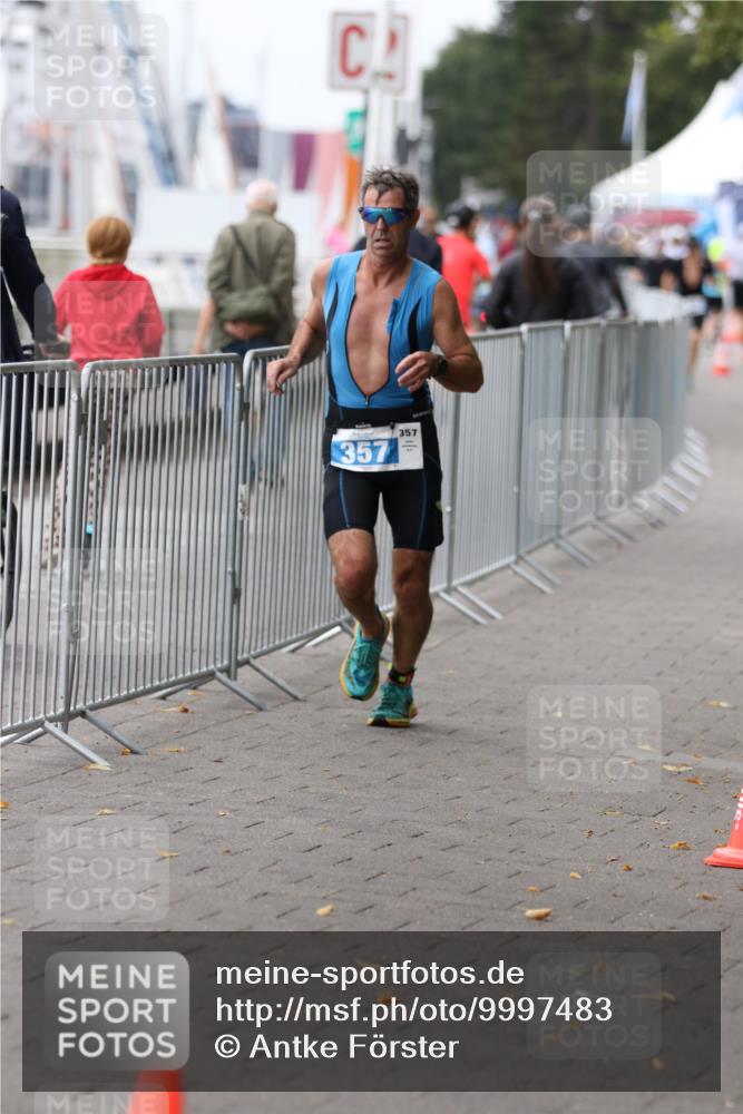 16.08.2026 - KN Förde Triathlon 2026 Antke Förster http://msf.ph/oto/9997483 16.08.2026 12:14:37 Laufen  meine-sportfotos.de