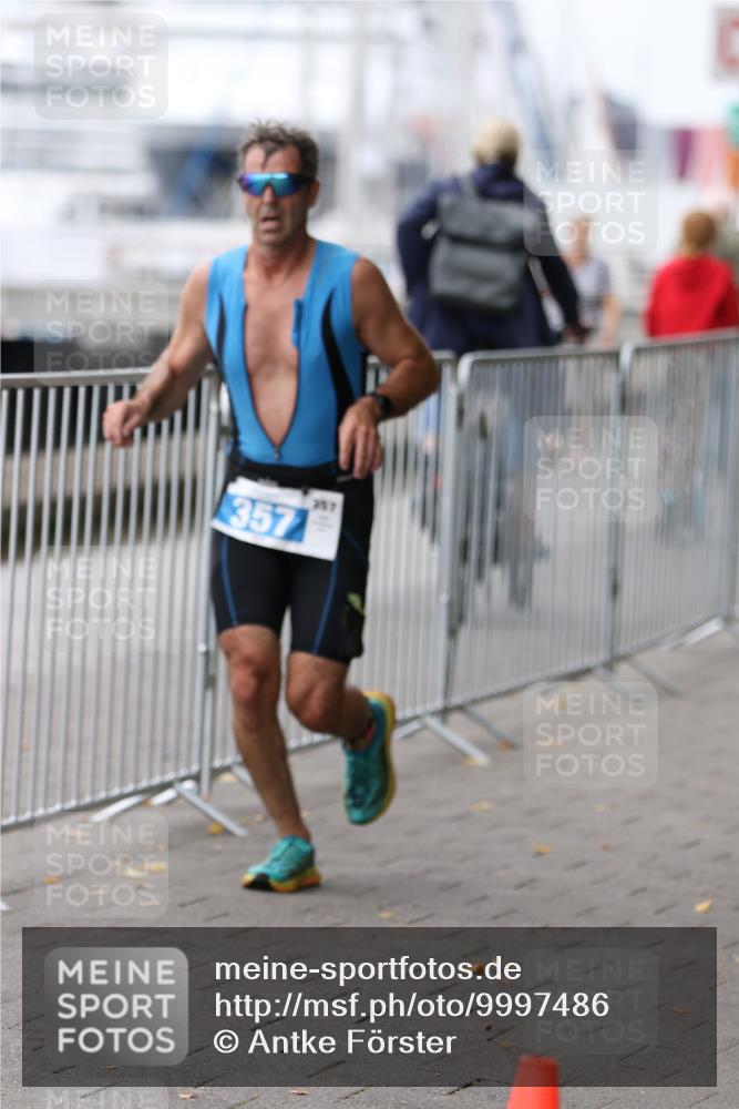 16.08.2026 - KN Förde Triathlon 2026 Antke Förster http://msf.ph/oto/9997486 16.08.2026 12:14:39 Laufen  meine-sportfotos.de