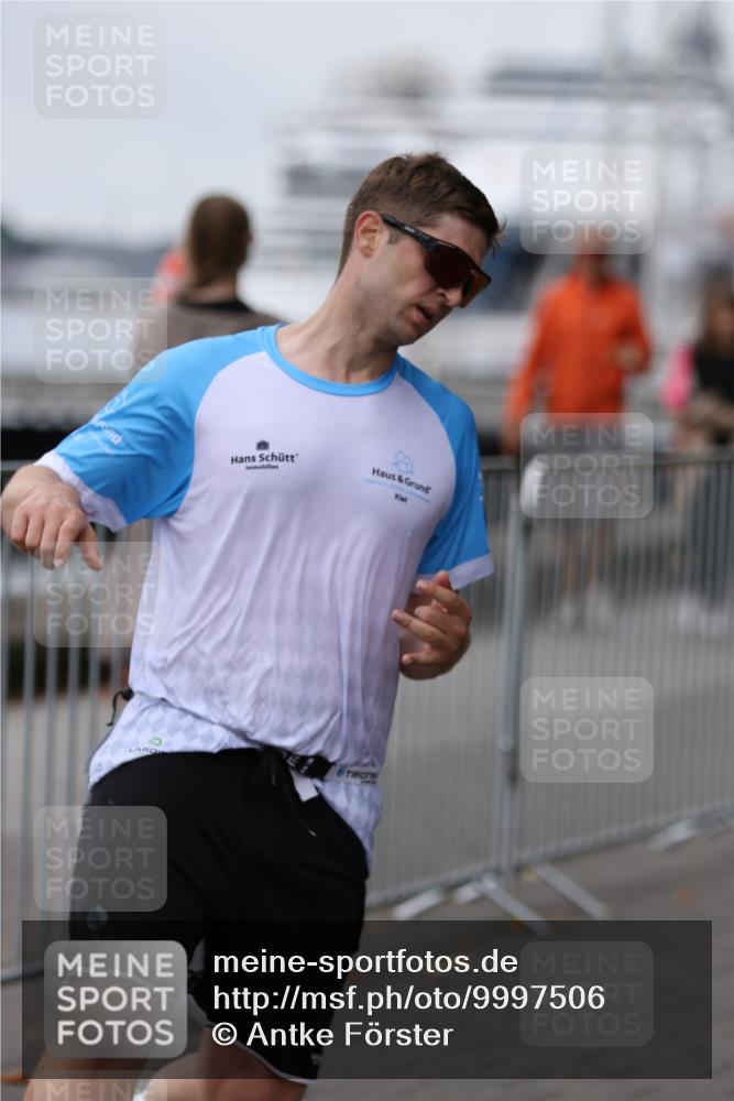 16.08.2026 - KN Förde Triathlon 2026 Antke Förster http://msf.ph/oto/9997506 16.08.2026 12:15:15 Laufen  meine-sportfotos.de