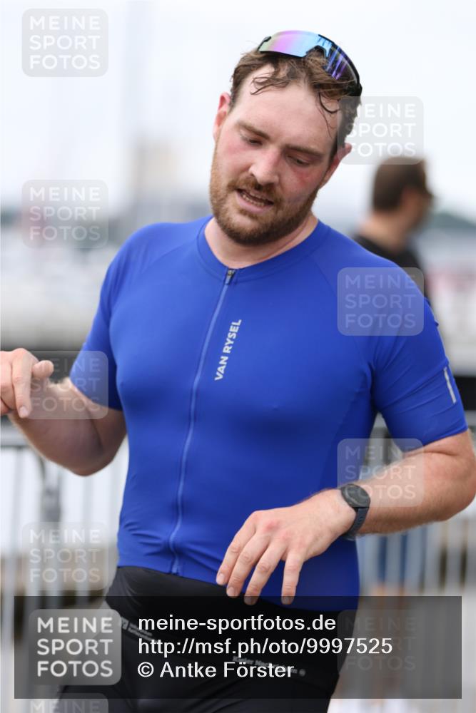 16.08.2026 - KN Förde Triathlon 2026 Antke Förster http://msf.ph/oto/9997525 16.08.2026 12:15:45 Laufen  meine-sportfotos.de