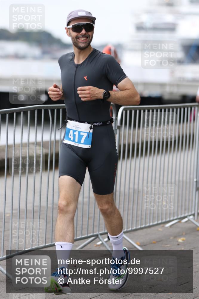 16.08.2026 - KN Förde Triathlon 2026 Antke Förster http://msf.ph/oto/9997527 16.08.2026 12:15:48 Laufen  meine-sportfotos.de
