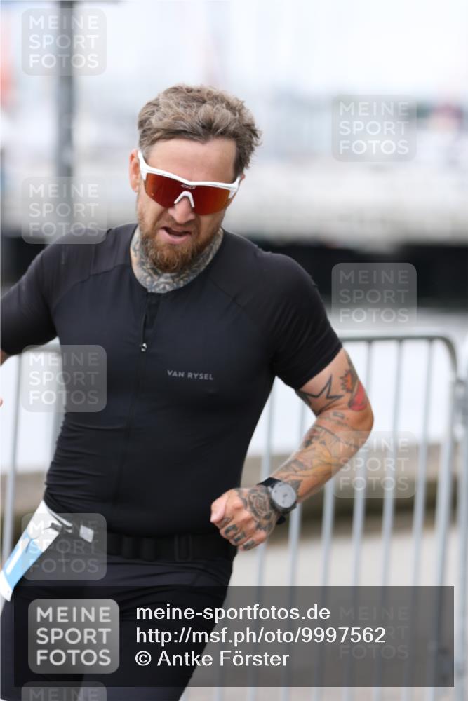16.08.2026 - KN Förde Triathlon 2026 Antke Förster http://msf.ph/oto/9997562 16.08.2026 12:16:25 Laufen  meine-sportfotos.de