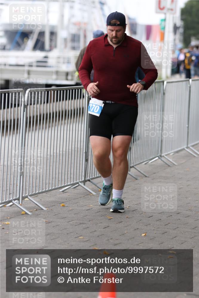 16.08.2026 - KN Förde Triathlon 2026 Antke Förster http://msf.ph/oto/9997572 16.08.2026 12:16:50 Laufen  meine-sportfotos.de