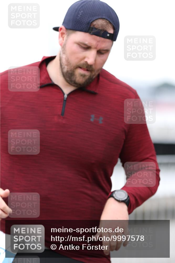 16.08.2026 - KN Förde Triathlon 2026 Antke Förster http://msf.ph/oto/9997578 16.08.2026 12:16:55 Laufen  meine-sportfotos.de
