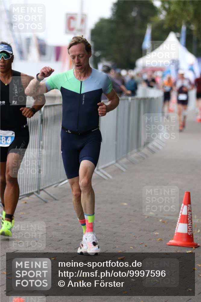 16.08.2026 - KN Förde Triathlon 2026 Antke Förster http://msf.ph/oto/9997596 16.08.2026 12:17:28 Laufen  meine-sportfotos.de
