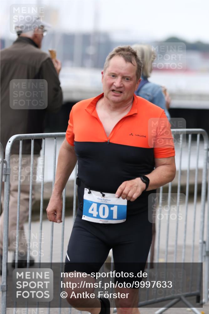 16.08.2026 - KN Förde Triathlon 2026 Antke Förster http://msf.ph/oto/9997633 16.08.2026 12:18:07 Laufen  meine-sportfotos.de