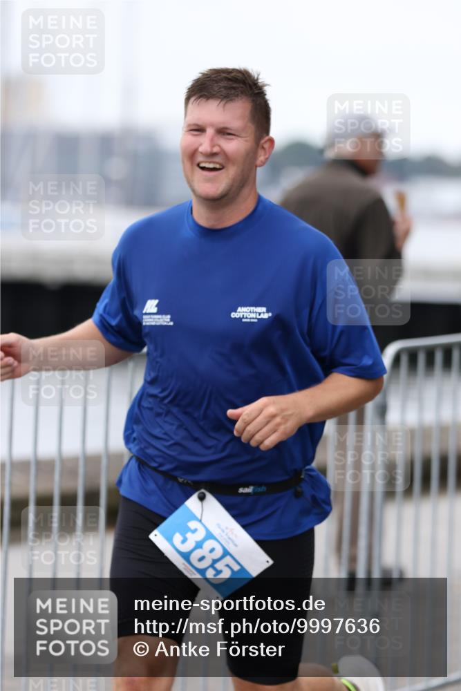16.08.2026 - KN Förde Triathlon 2026 Antke Förster http://msf.ph/oto/9997636 16.08.2026 12:18:10 Laufen  meine-sportfotos.de