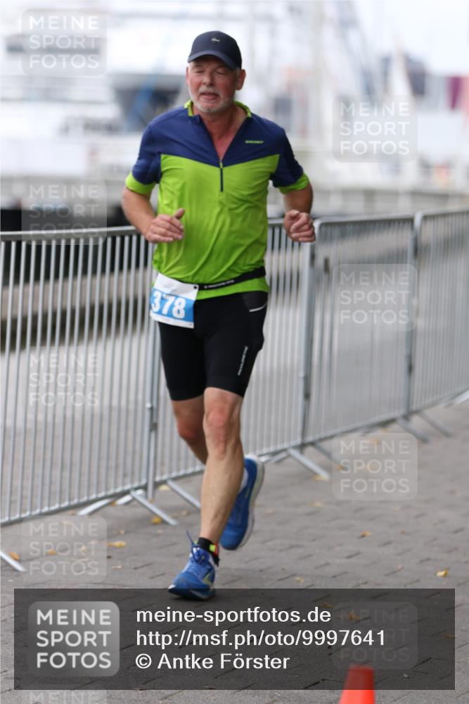 16.08.2026 - KN Förde Triathlon 2026 Antke Förster http://msf.ph/oto/9997641 16.08.2026 12:18:48 Laufen  meine-sportfotos.de