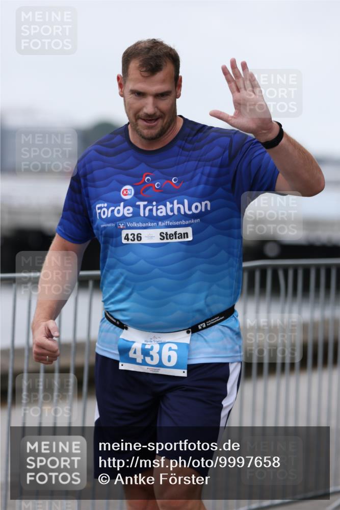 16.08.2026 - KN Förde Triathlon 2026 Antke Förster http://msf.ph/oto/9997658 16.08.2026 12:19:10 Laufen  meine-sportfotos.de