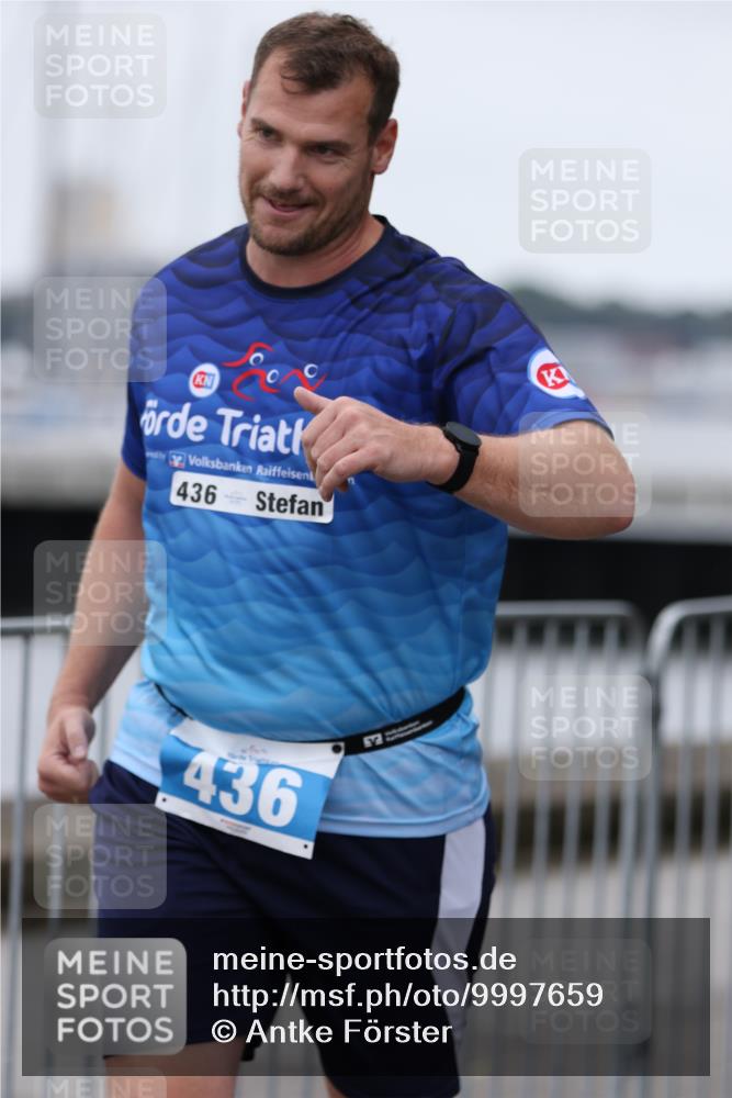 16.08.2026 - KN Förde Triathlon 2026 Antke Förster http://msf.ph/oto/9997659 16.08.2026 12:19:11 Laufen  meine-sportfotos.de