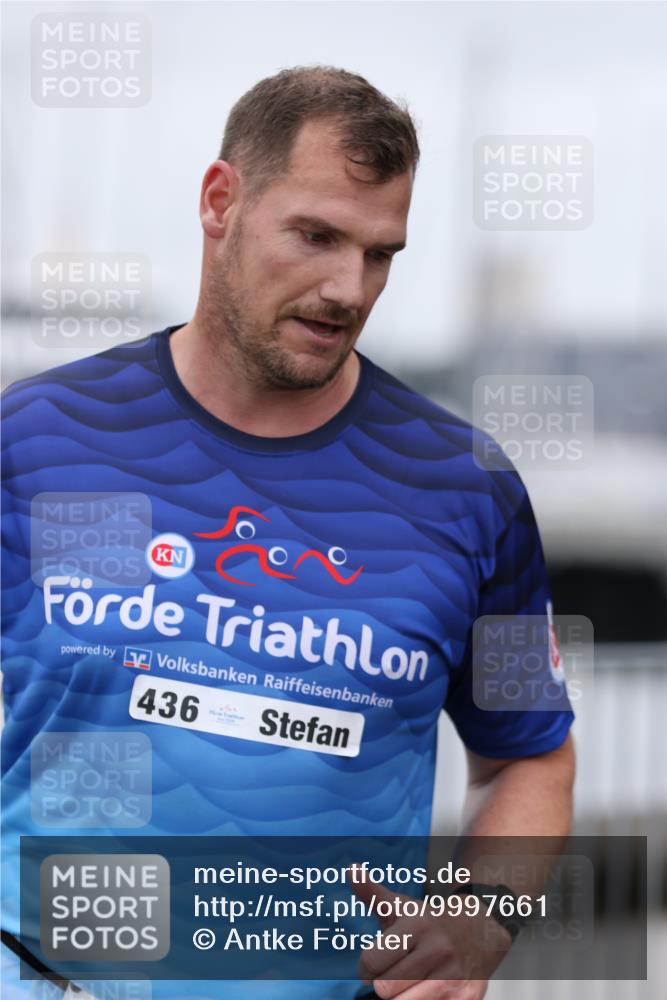 16.08.2026 - KN Förde Triathlon 2026 Antke Förster http://msf.ph/oto/9997661 16.08.2026 12:19:12 Laufen  meine-sportfotos.de