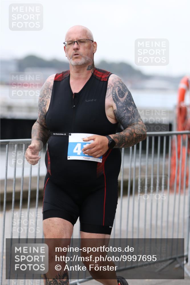 16.08.2026 - KN Förde Triathlon 2026 Antke Förster http://msf.ph/oto/9997695 16.08.2026 12:20:06 Laufen  meine-sportfotos.de