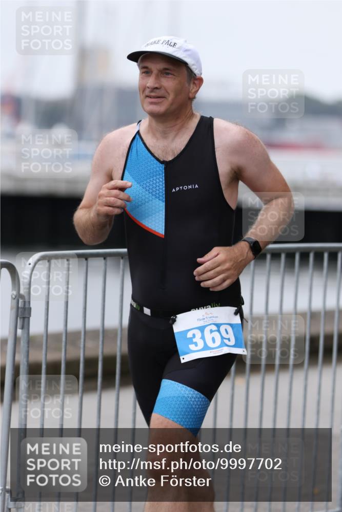 16.08.2026 - KN Förde Triathlon 2026 Antke Förster http://msf.ph/oto/9997702 16.08.2026 12:20:19 Laufen  meine-sportfotos.de