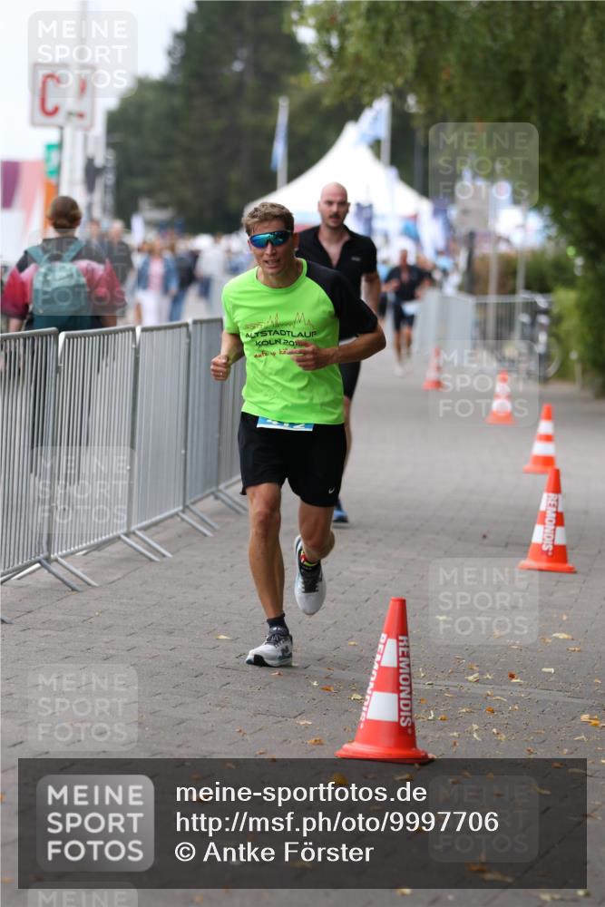 16.08.2026 - KN Förde Triathlon 2026 Antke Förster http://msf.ph/oto/9997706 16.08.2026 12:20:53 Laufen  meine-sportfotos.de